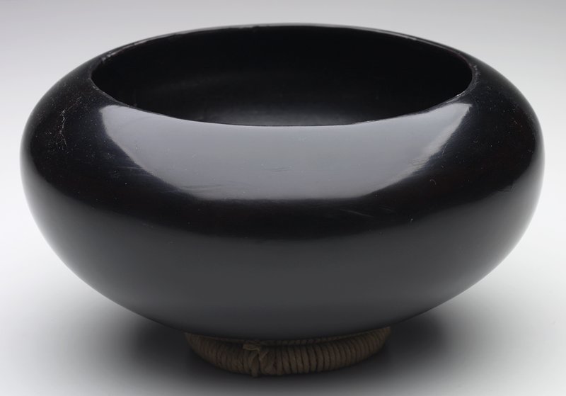 Almsbowl
