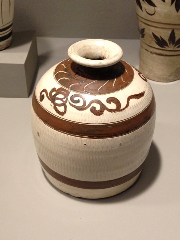 Beehive-shaped Vase