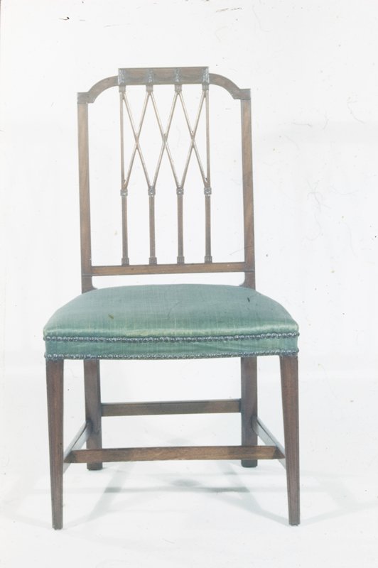Trellis-back side chair