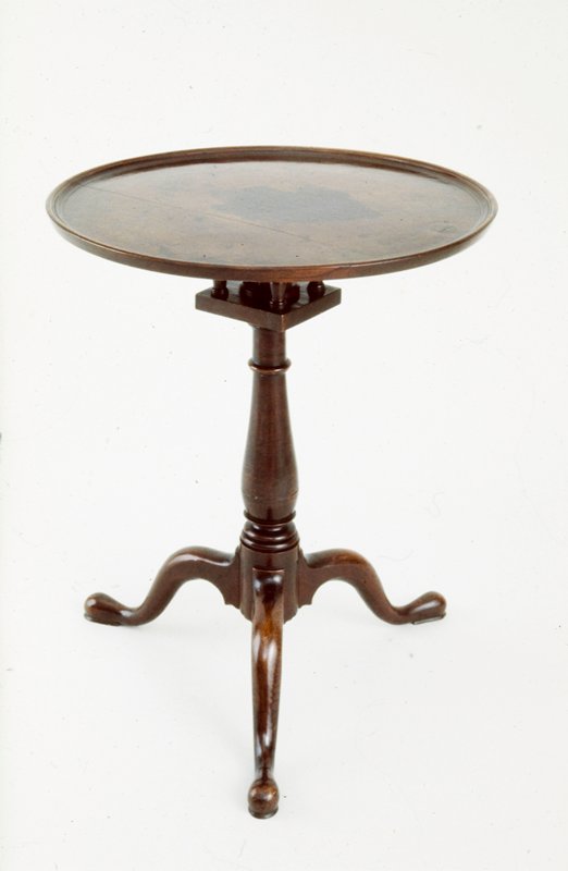 Tilt-top table