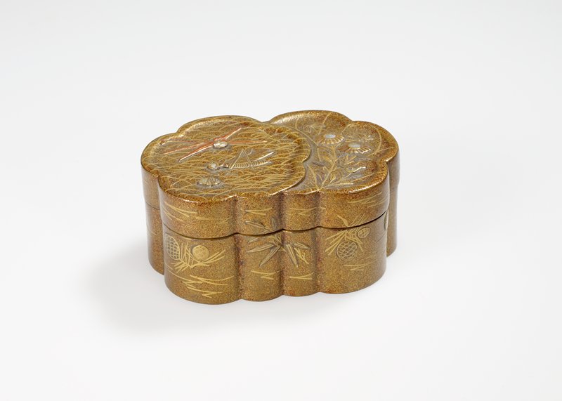 Incense box with flower and insects design