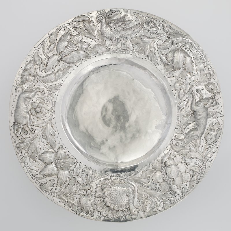 Footed salver