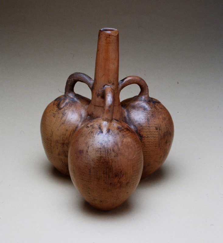 Vessel in the form of vegetables