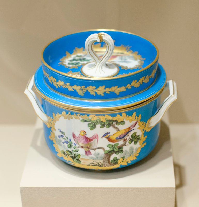Jatte à glace (ice cream pail) from the Rohan service