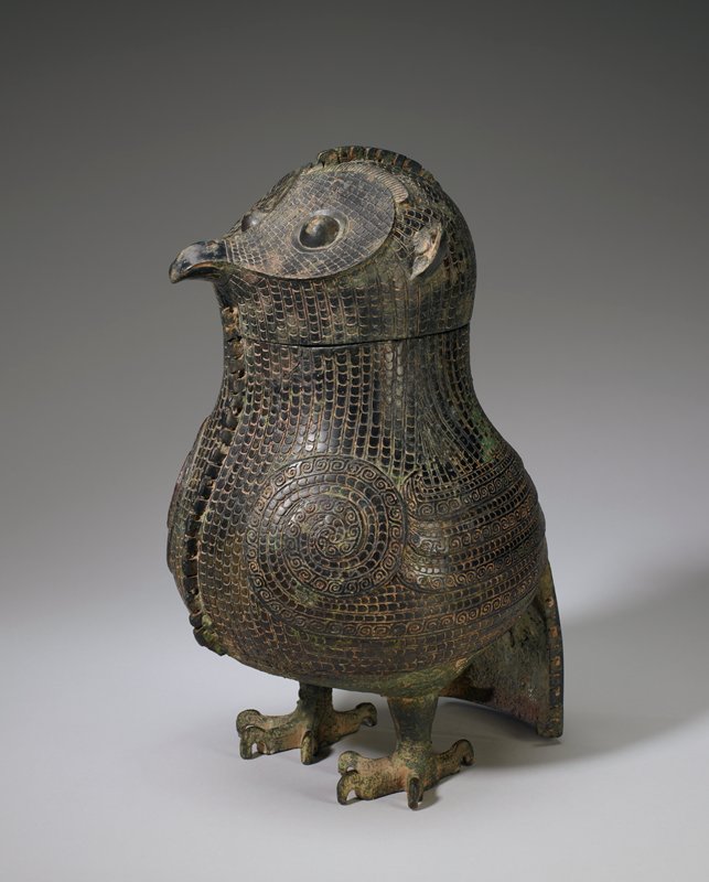 Zun wine vessel in the shape of an owl