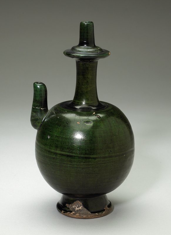 Buddhist water vase (kundika)
