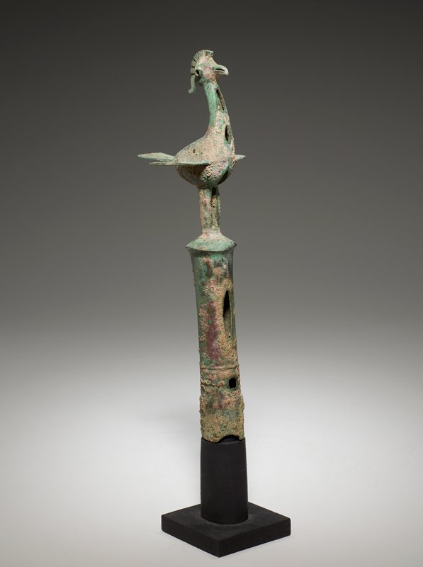Chariot finial with bird