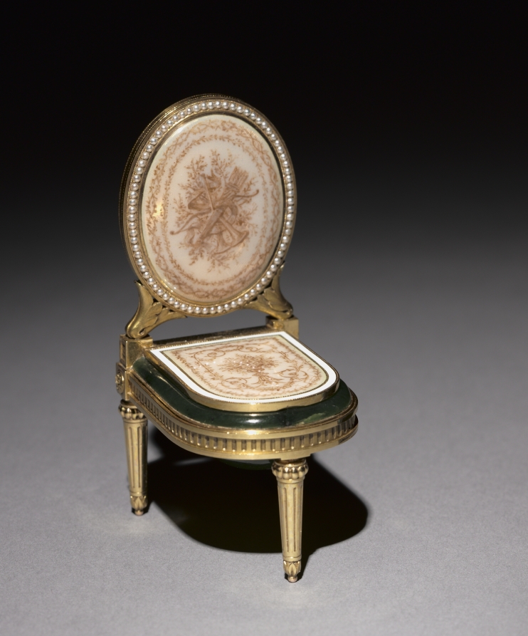 Miniature Bathroom Chair (Bidet)